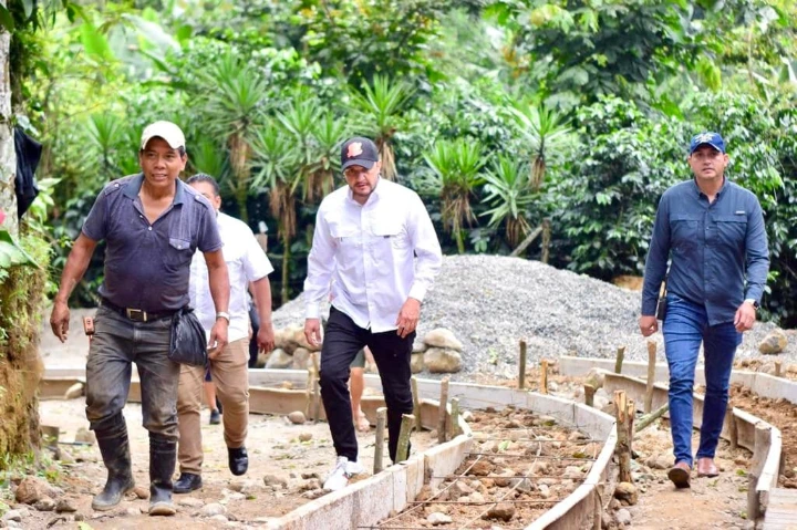 Douglas Rivero Mérida